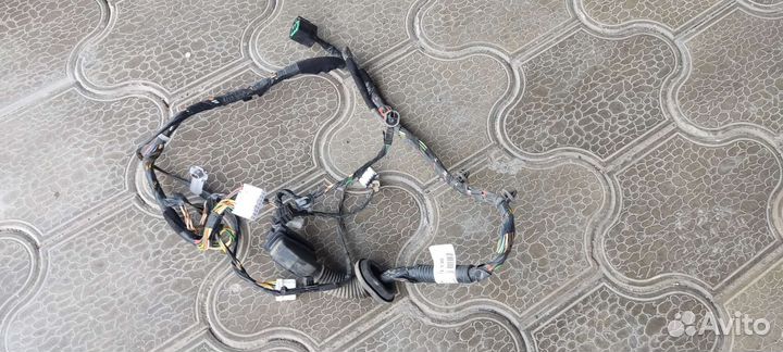 Проводка двери Hyundai Solaris