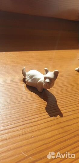 Фарфоровые статуэтки собаки лфз
