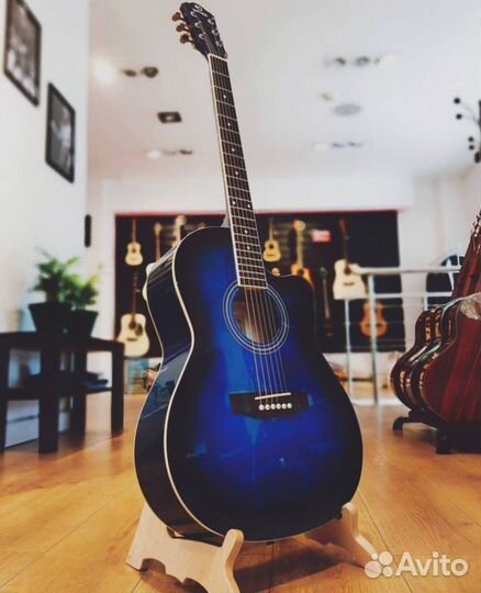Акустическая гитара