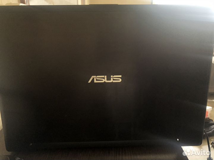 Ноутбук Asus
