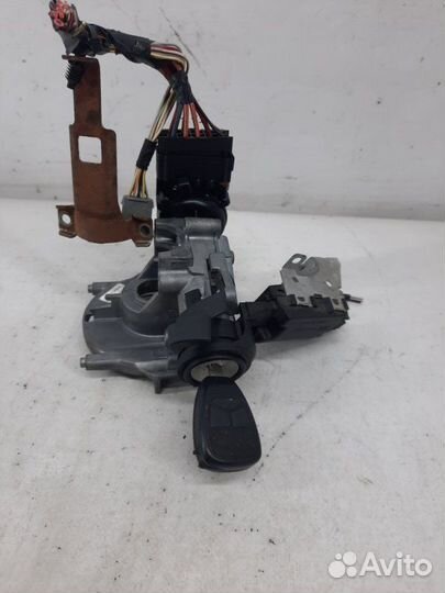 Замок зажигания Jeep Cherokee внедорожник 5 дв