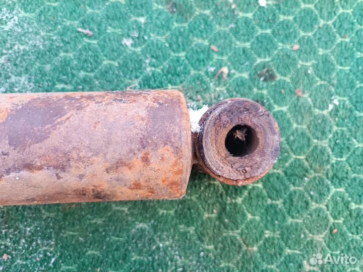 Амортизатор задний УАЗ буханка
