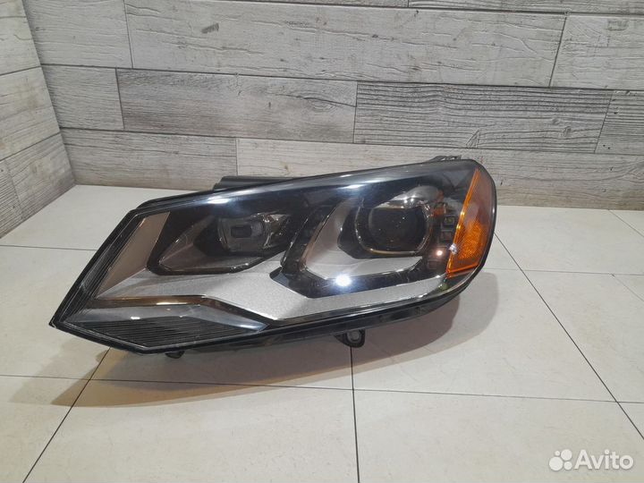 Б/У Б/У Фара левая 7P1941751A VAG