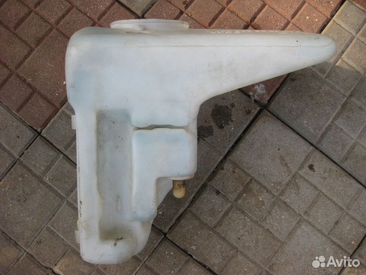 Бачок омывателя для Мерседес C-202