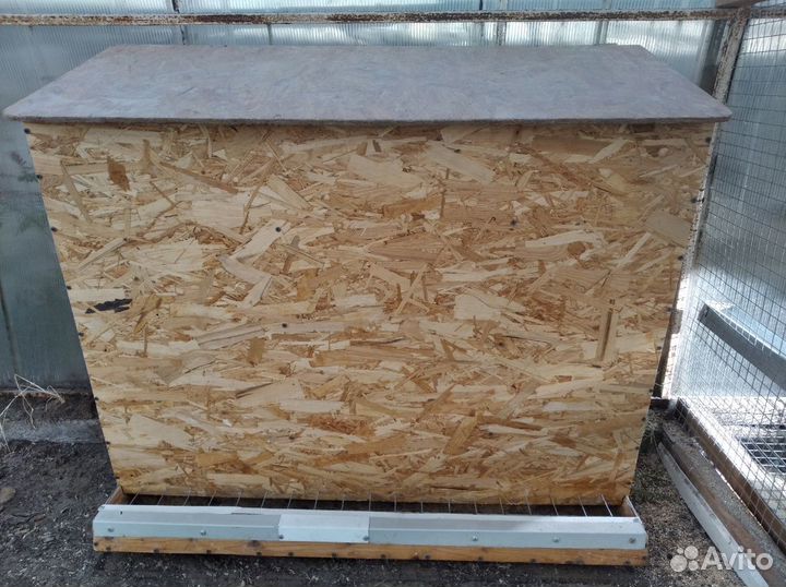 Кормушка для птицы