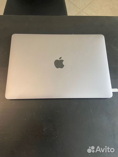 Apple MacBook Pro 13