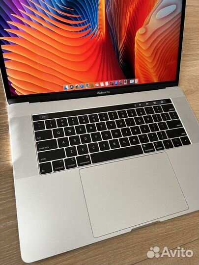 Apple MacBook Pro 15-inch 2019 16/256Gb