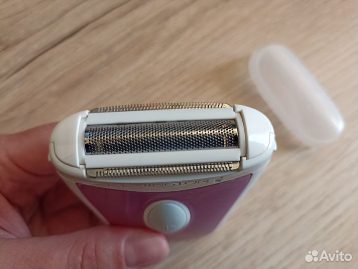 Электробритва для женщин Remington WSF4810