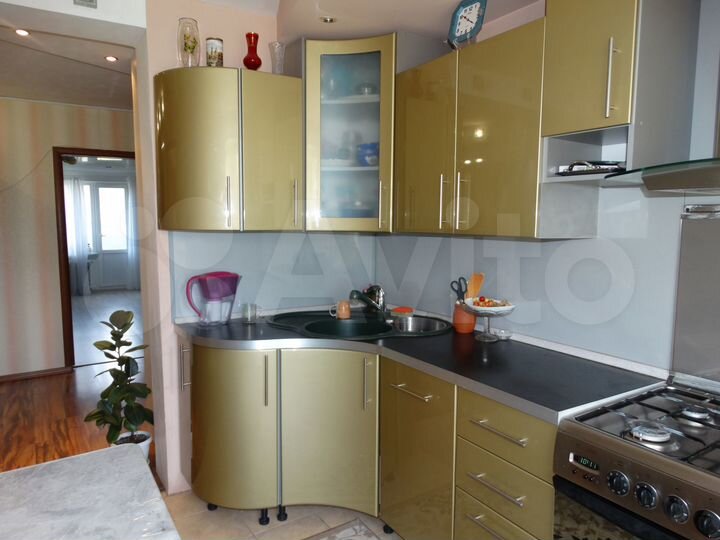 4-к. квартира, 87 м², 3/5 эт.