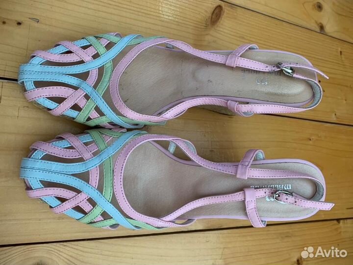 Босоножки женские 38 размер