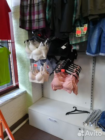 Вещи для беременных и кормящих