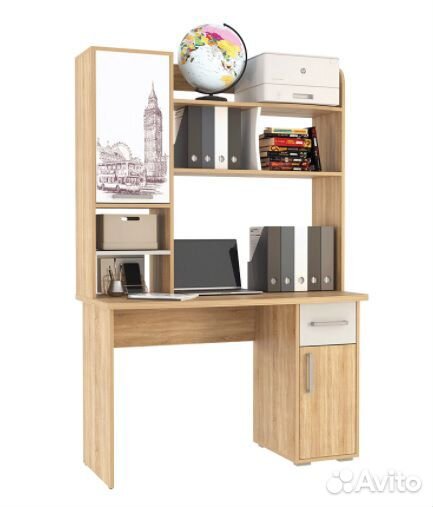 Стол с надстройкой и стеллажом