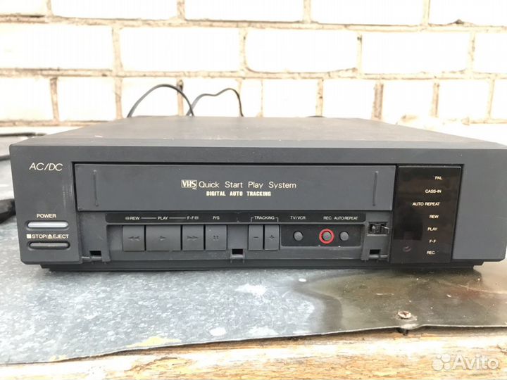 Видеомагнитофон VHS