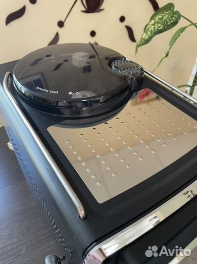 Кофемашина Philips Saeco Xelsis SM 7580