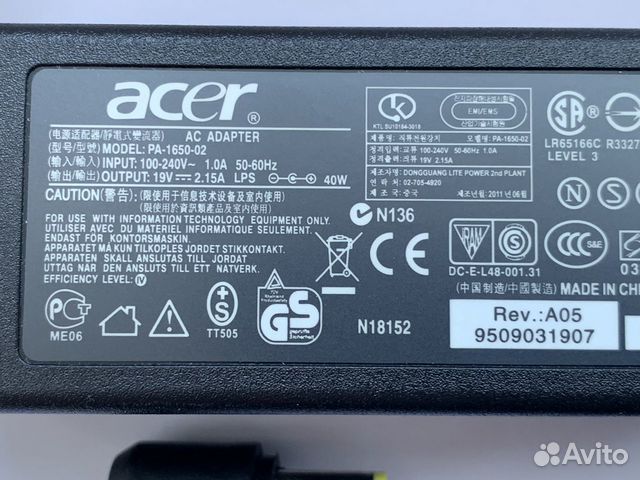 Блок питания acer 19V - 2.15A