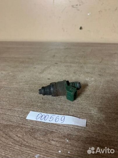 Форсунка топливная Гольф, Октавиа