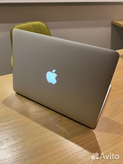 Apple MacBook Air 13 2012