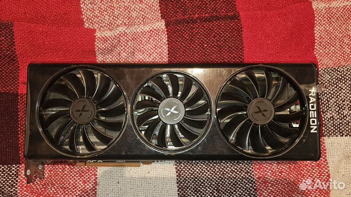 XFX swft 319 RX6900XT