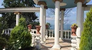 Дом 1200 м² на участке 12 сот.