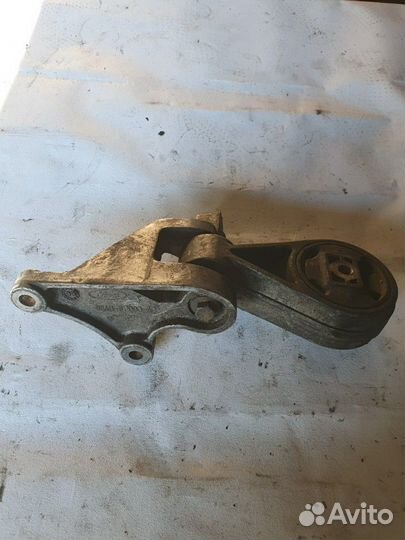 Подушка двигателя Ford Focus 1998-2004