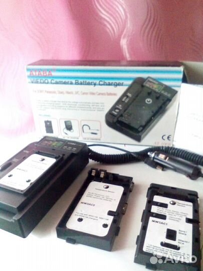 Зарядка для видеокамер