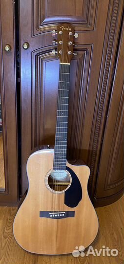 Электроакустическая гитара Fender