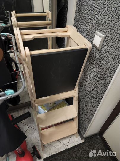 Башня помощника с доской для рисования