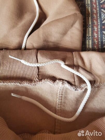 Спортивный костюм новый