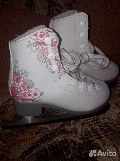 Коньки фигурные