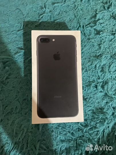 Коробка от iPhone 7 plus