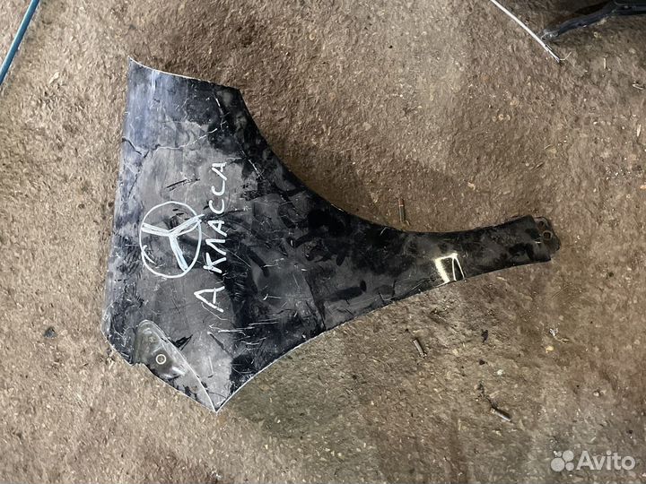 Крыло переднее на Mercedes-Benz A-Class W169 левое