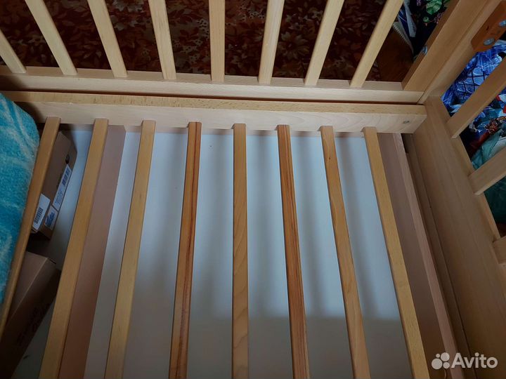 Детская кроватка