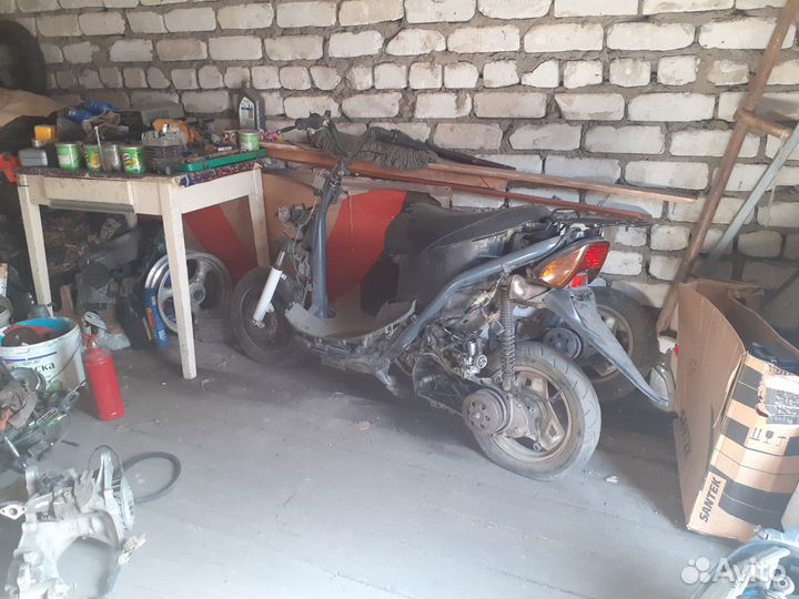 Запчасти на мопеды Б/У
