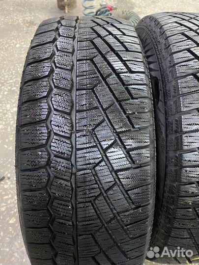 Gislaved Soft Frost 2 205/60 R16 27N