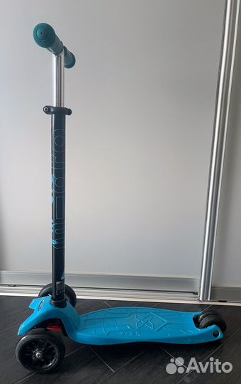 Самокат Maxi Micro