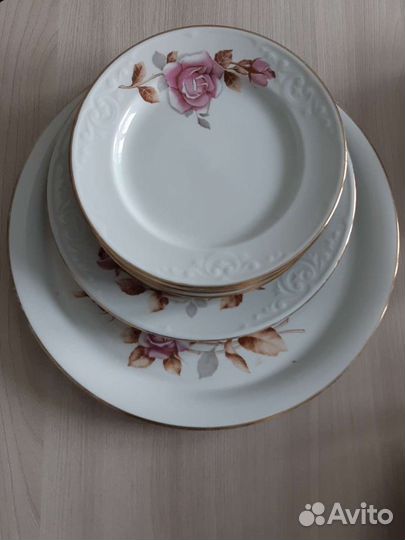 Набор посуды прекрасные розы