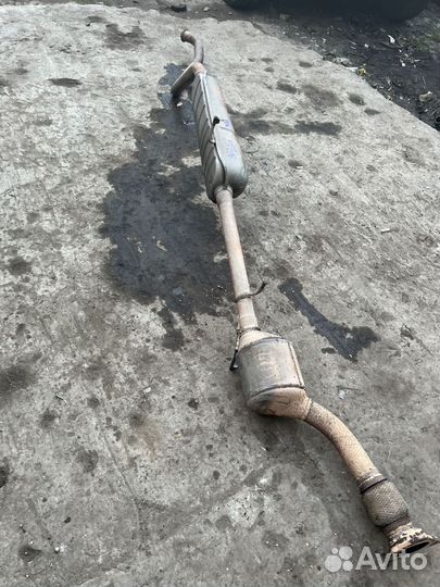 Резонатор глушителя Рено Лагуна 2