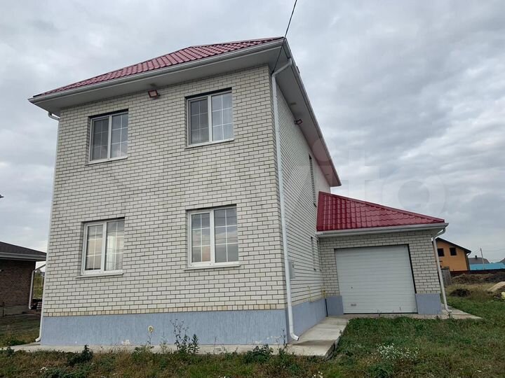 Дом 192,1 м² на участке 14 сот.