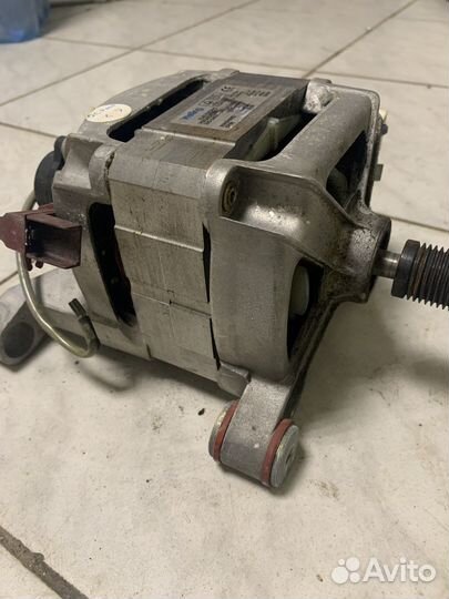 Двигататель стиральной машины