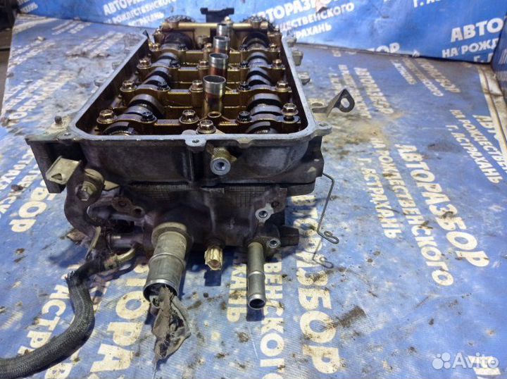 Головка блока цилиндров Toyota Auris хэтчбек 1ZR