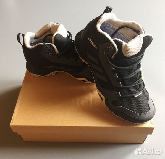 Кроссовки ботинки adidas команды Германии Оригинал