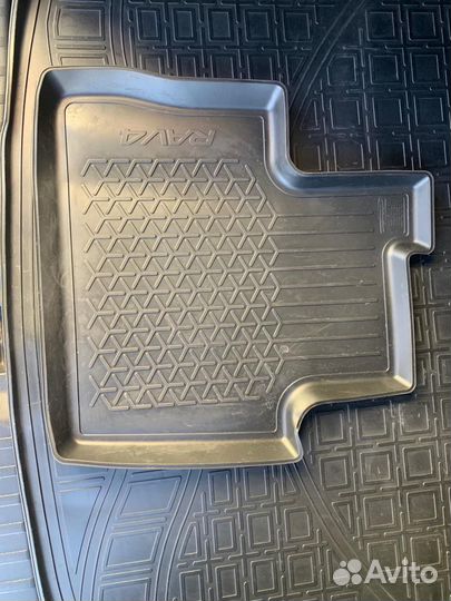 Коврик toyota RAV4. Оригинал