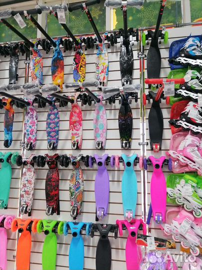 Самокат детский трехколесный новый