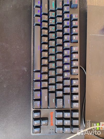 Продам игровую механическую клавиатуру
