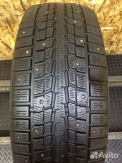 Dunlop SP Winter Ice 01 215/60 R16 95T