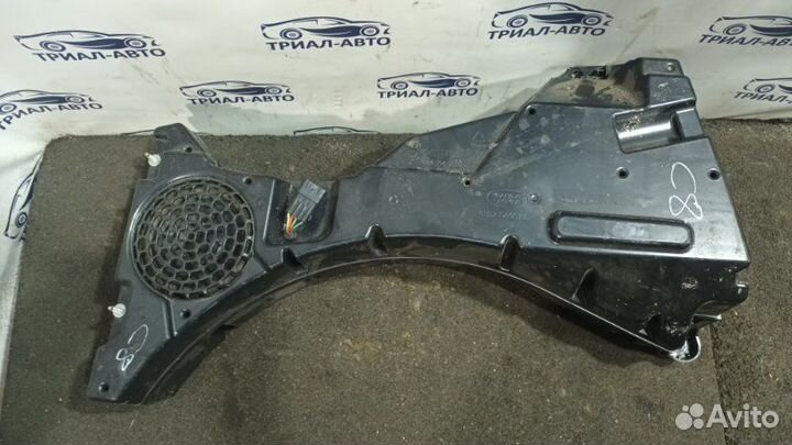 Freelander Сабвуфер