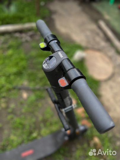 Самокат электрический Ninebot KickScooter E22