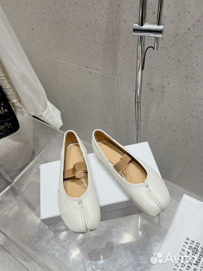 Балетки Maison Margiela Tabi MM6 новые кожаные