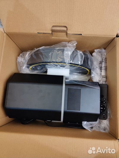 Робот пылесос Okami r120