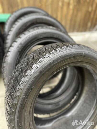 Michelin Agilis X-Ice North 205/55 R16 R